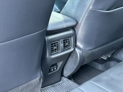 2021 Toyota RAV4 - Photo 14