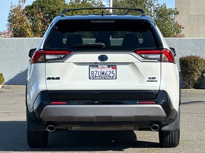 2021 Toyota RAV4 - Photo 8