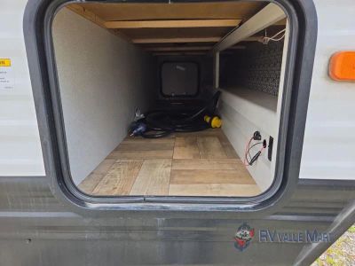 2023 Shasta RVs Shasta — photo 14 view