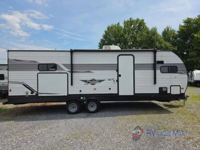 2023 Shasta RVs Shasta — photo 10 view