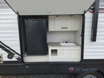 2023 Shasta RVs Shasta — photo 12 view