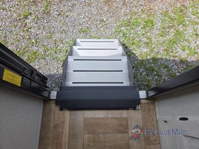 2023 Shasta RVs Shasta — photo 18 view