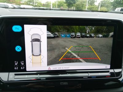 2025 Volkswagen Atlas — photo 17 view