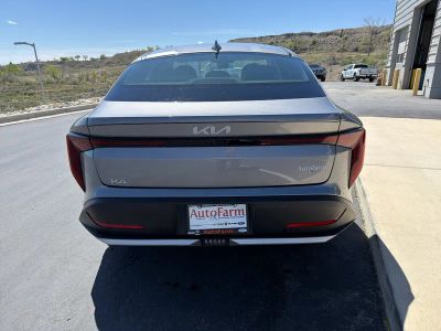 2025 Kia K4 — detail view