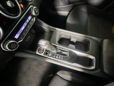 2020 Nissan Sentra — photo 21 view