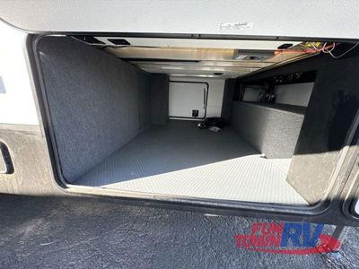 2026 KZ Durango - Photo 15