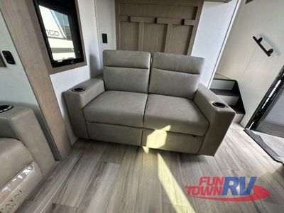 2026 KZ Durango - Photo 30