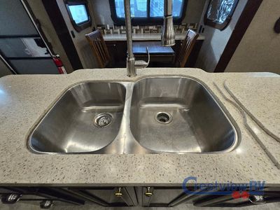 2018 Redwood RV Redwood - Photo 27