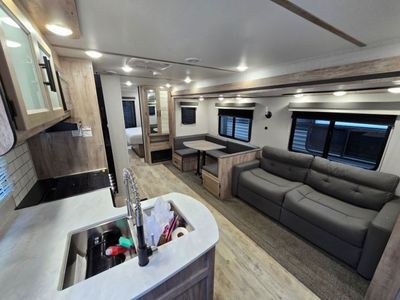 2024 Gulfstream Kingsport - Photo 9