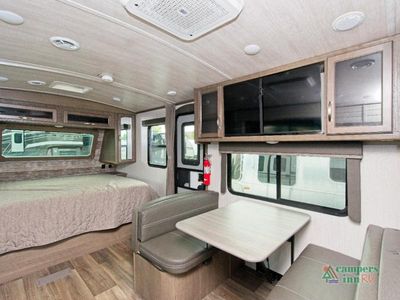 2023 Keystone RV Cougar — photo 10 view