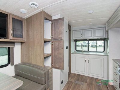 2023 Keystone RV Cougar — photo 20 view