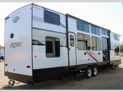 2025 Jayco Jay Flight Bungalow - Photo 3