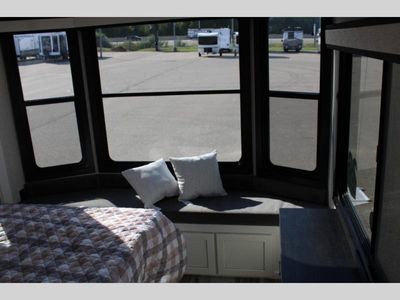 2025 Jayco Jay Flight Bungalow - Photo 18