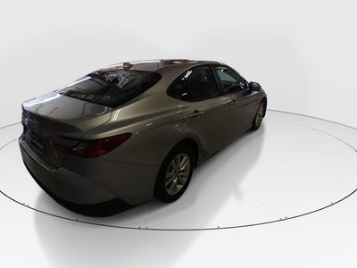 2025 Toyota Camry — photo 7 view