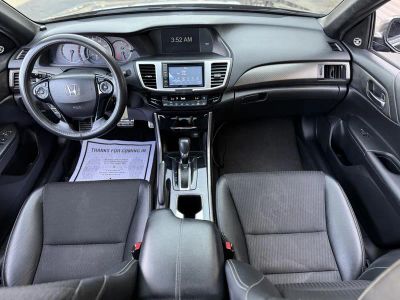2017 Honda Accord - Photo 13