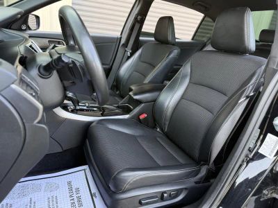 2017 Honda Accord - Photo 11