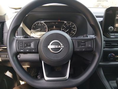 2024 Nissan Pathfinder — photo 12 view