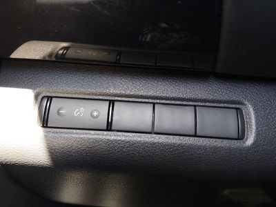 2024 Nissan Pathfinder — photo 13 view