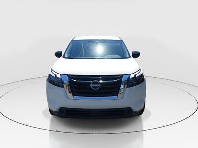 2024 Nissan Pathfinder — side profile view
