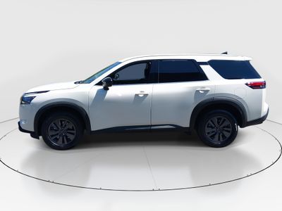 2024 Nissan Pathfinder — interior view