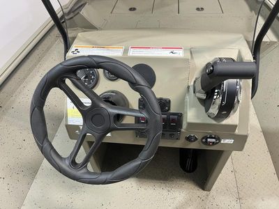 2025 SeaArk Shadow 18 t Center Console - Photo 8