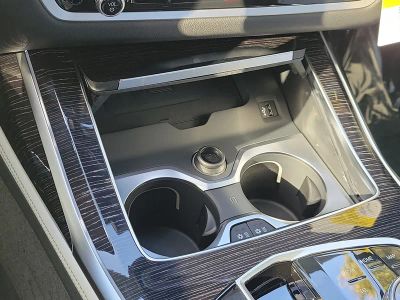 2026 BMW X7 — photo 24 view