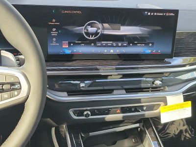2026 BMW X7 — photo 21 view