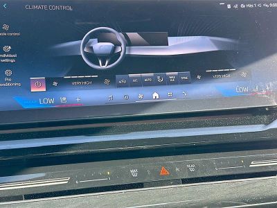 2026 BMW 5 Series — photo 13 view