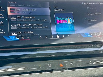 2026 BMW 5 Series — photo 12 view