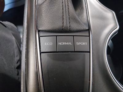 2024 Toyota Camry - Photo 19