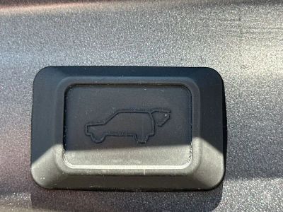 2023 Toyota RAV4 Hybrid - Photo 32