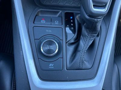 2023 Toyota RAV4 Hybrid - Photo 25