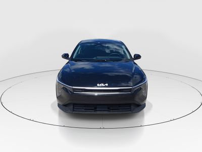2025 Kia K4 - Photo 2