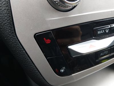 2023 Ford Explorer — photo 17 view