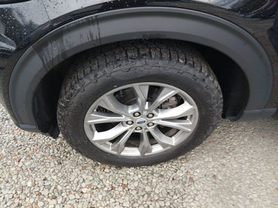 2023 Ford Explorer — photo 10 view