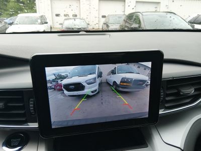 2023 Ford Explorer — photo 16 view