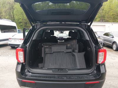 2023 Ford Explorer — photo 11 view