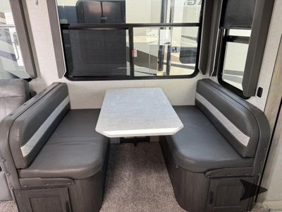 2021 Winnebago Voyage — photo 15 view