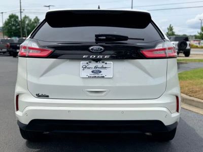 2023 Ford Edge - Photo 9