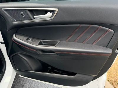 2023 Ford Edge - Photo 10