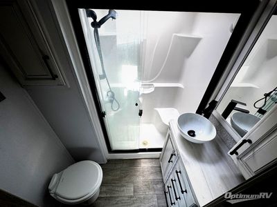 2022 Keystone Montana - Photo 19