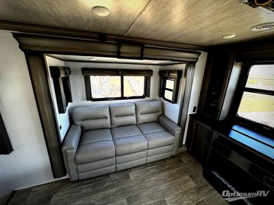 2022 Keystone Montana - Photo 15