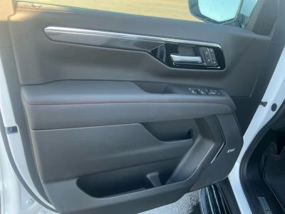 2026 Chevrolet Tahoe — photo 16 view