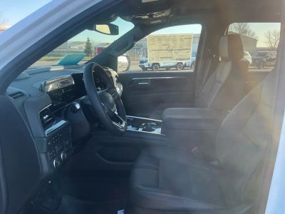 2026 Chevrolet Tahoe — photo 10 view