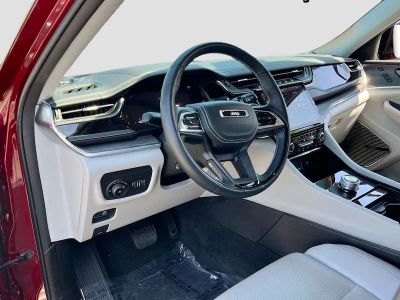 2022 Jeep Grand Cherokee L — photo 9 view