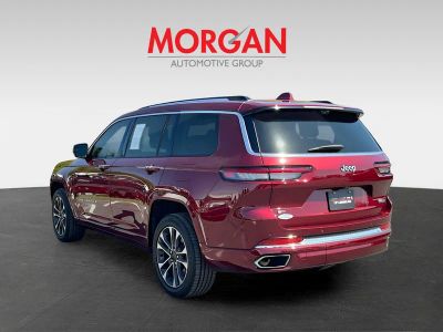 2022 Jeep Grand Cherokee L — detail view