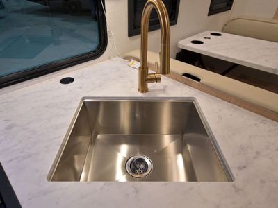 2026 Thor Motor Coach CHATEAU - Photo 10