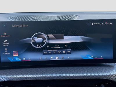 2025 BMW 4 Series — photo 12 view