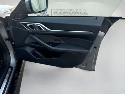 2025 BMW 4 Series — photo 31 view