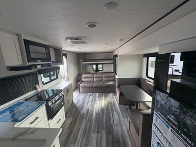 2026 Jayco Jay Flight SLX — photo 9 view
